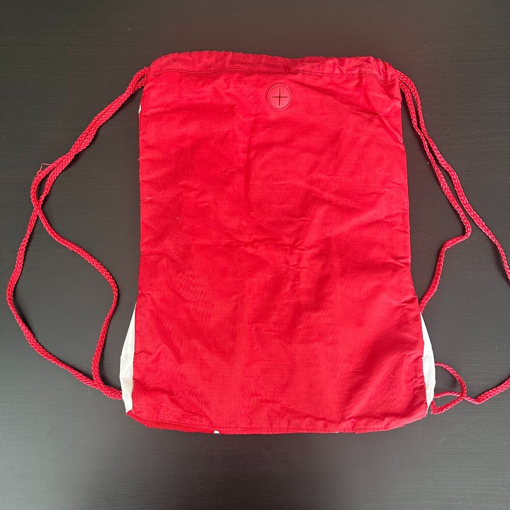 Authentic drawstring backpack from  Liverpool FC - Picture 2 of 2